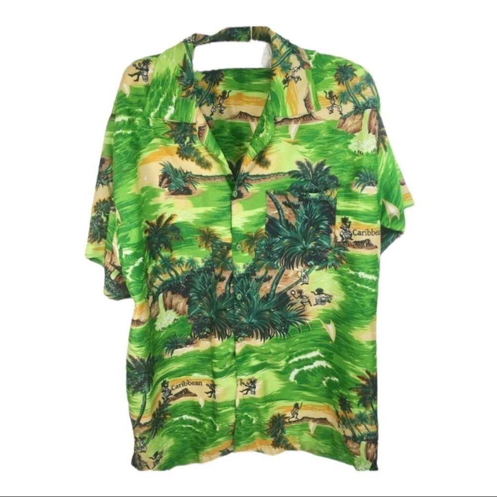 On Shore green Hawaiian casual button up shirt